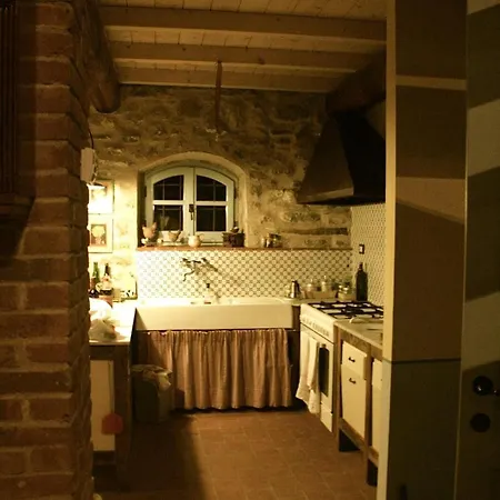 Tuscan - Capanna Dei Muli