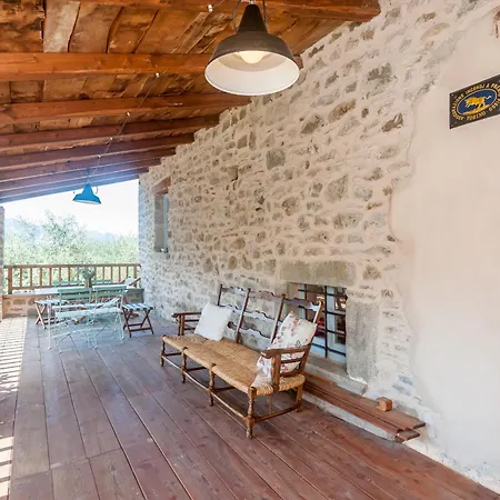 Tuscan - Capanna Dei Muli * Regnano (Massa-Carrara)